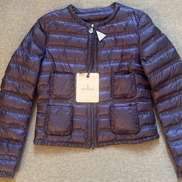 Moncler Jackets & Blazers - VINTAGE Womens Navy Moncler “Lissy Giubbotto” puffer jacket, size small (New)